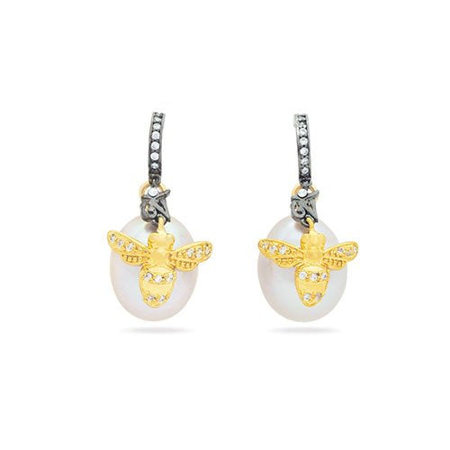 BEE WITH PEARL EARRINGS - limited stock